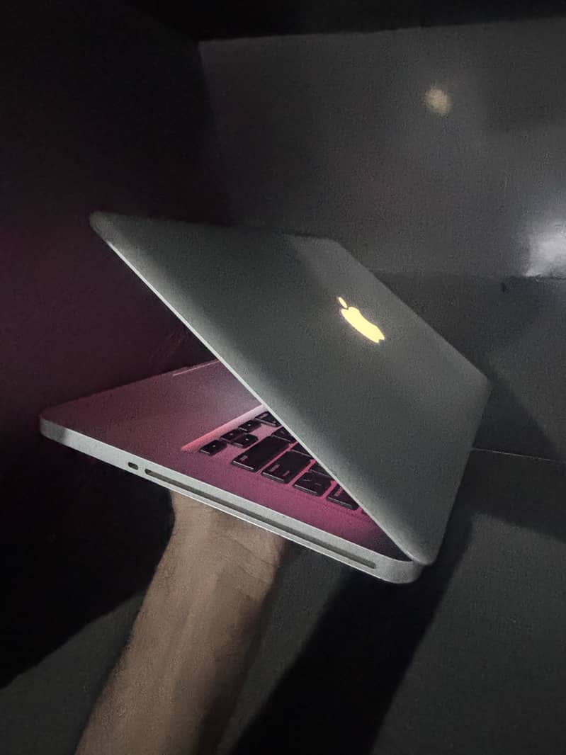 MacBook pro 13 model 2012 1