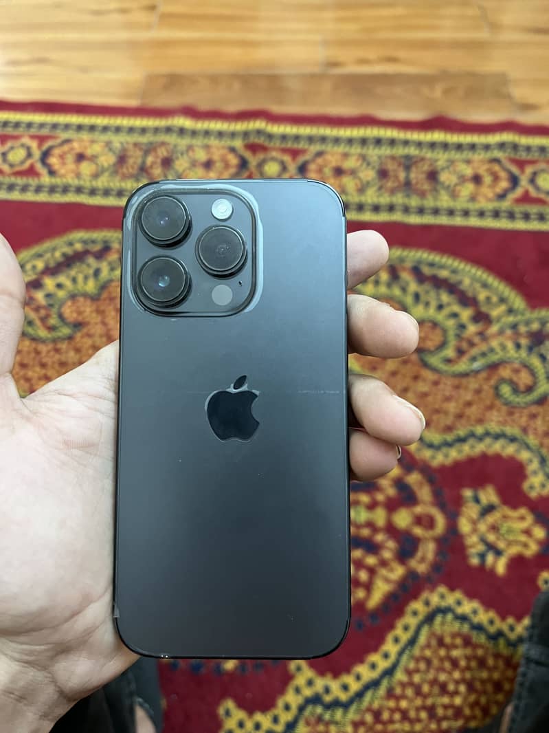 Apple iPhone 14 Pro 2