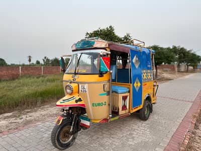Tez Raftar Euro2 CNG Rickshaw