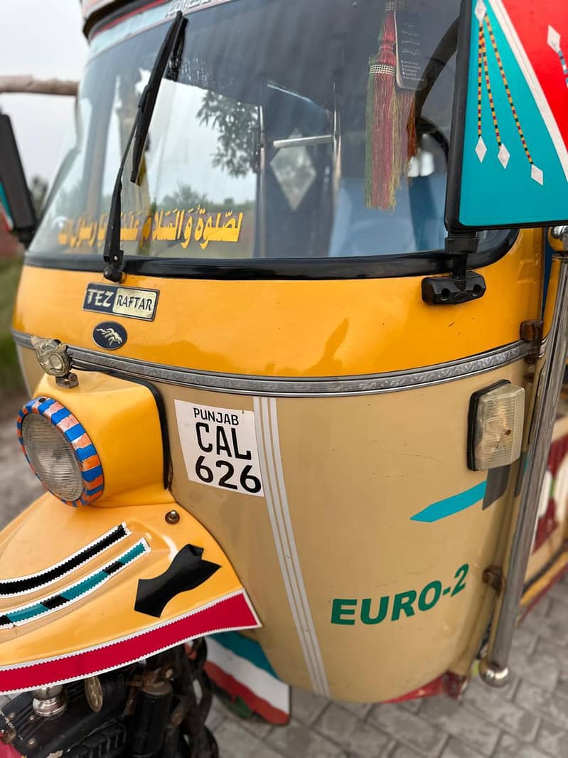 Tez Raftar Euro2 CNG Rickshaw 15