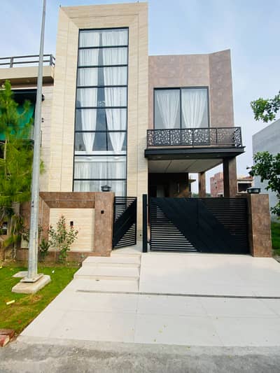 Architect-Designed 5 Marla House for Sale in DHA