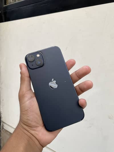 Apple iPhone 13
