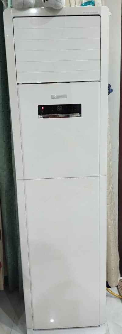 Gree cabinet Heat & Cool