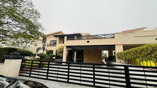 2 Kanal Golf View - Fully Renovated Bungalow For Sale In Defence Raya