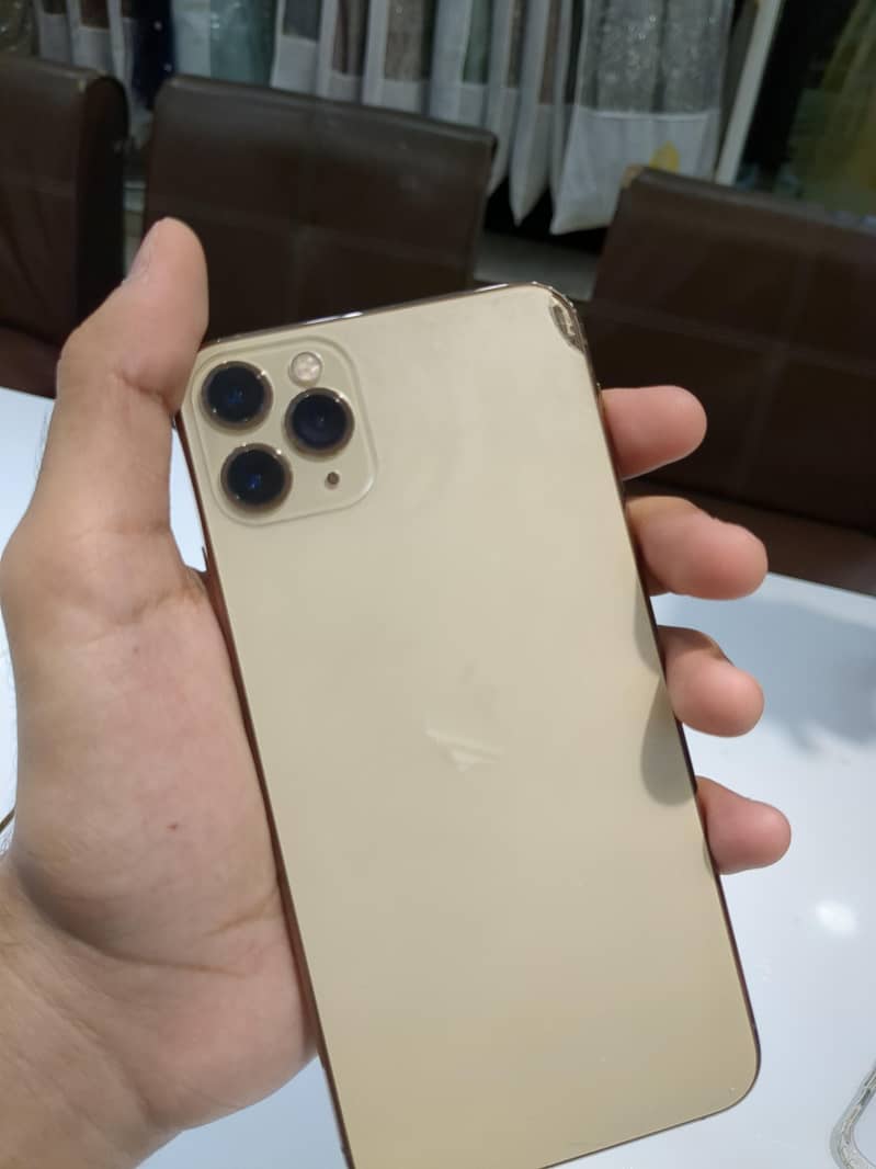 Apple iPhone 11 Pro Max 1