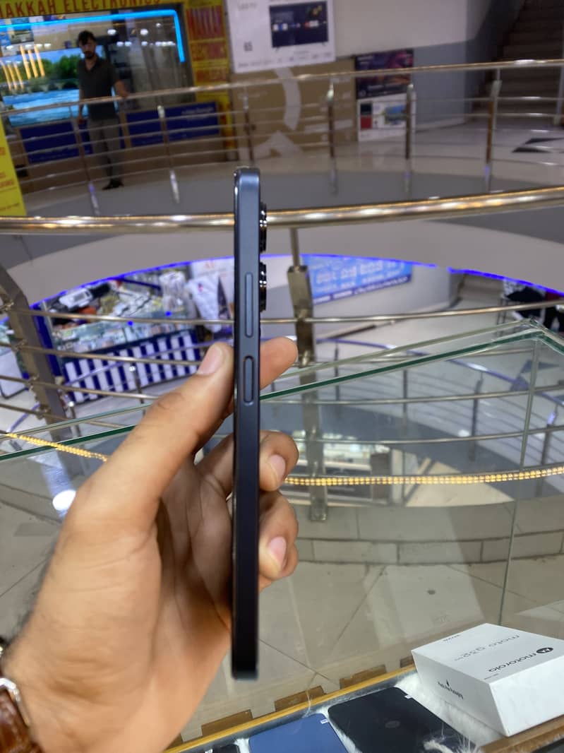 Realme C33 1