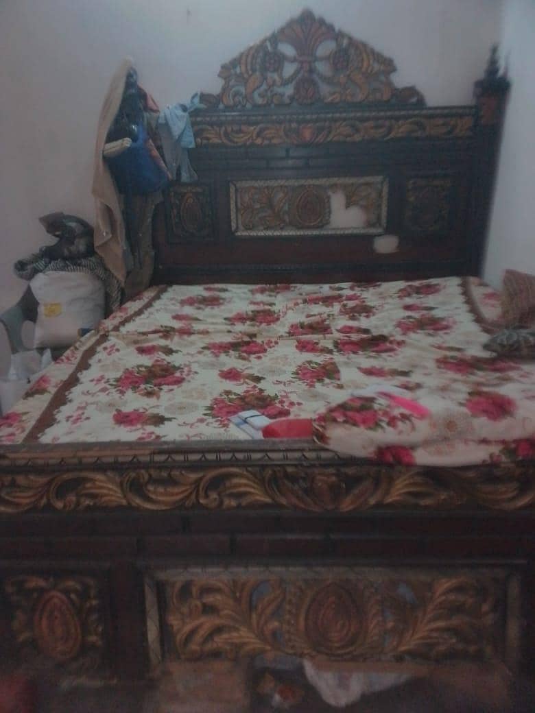 Bed dressing almari 2