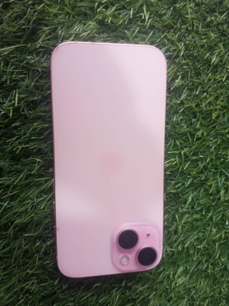 Apple iPhone 15 6