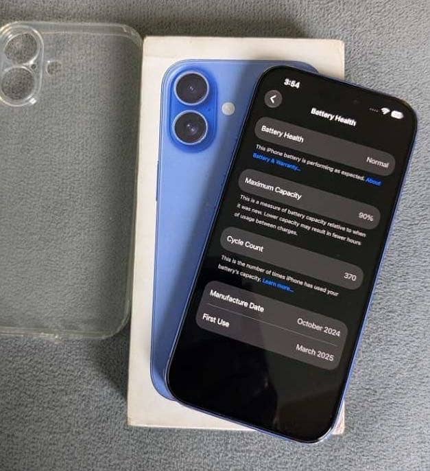 Apple iPhone 16 5