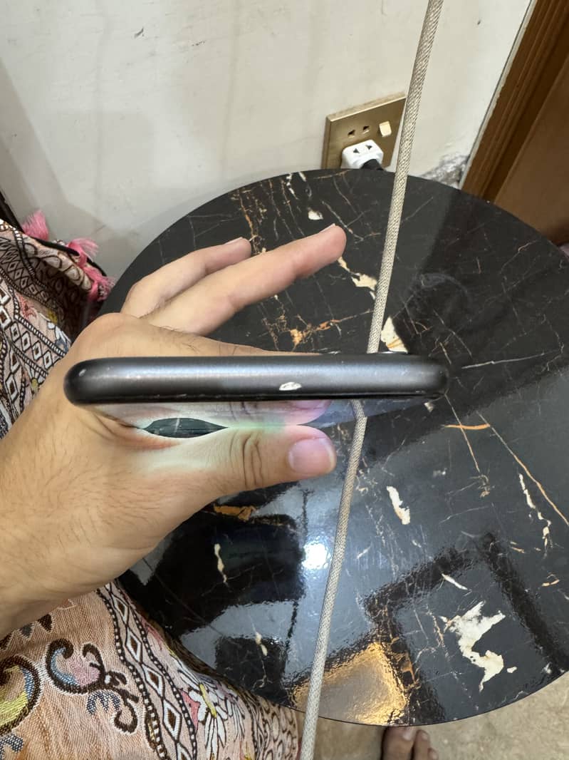 Apple iPhone 11 2