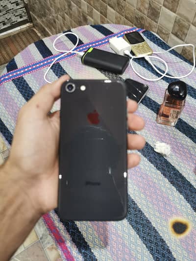 Apple iPhone 8