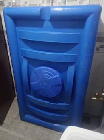 Slightly Used 625-Liter Fiber Water Tank – For Sale- 08 years warranty