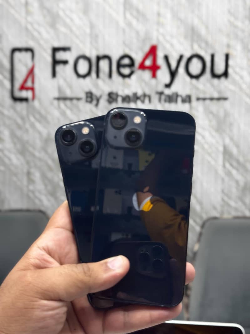 Apple iPhone 13 8