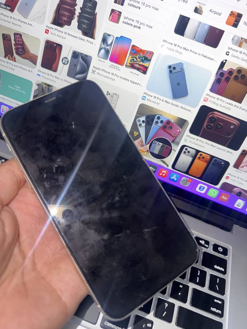 Apple iPhone 11 9