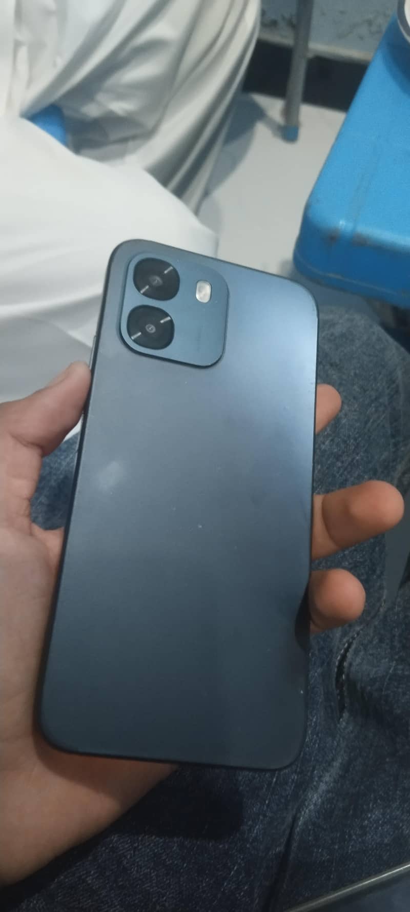 OPPO A6 4