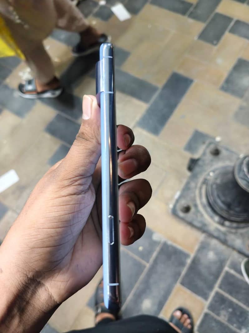 Google Pixel 8 Pro 4