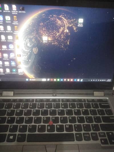 i5 11th gen yoga L13 2 in 1 laptop 8 256