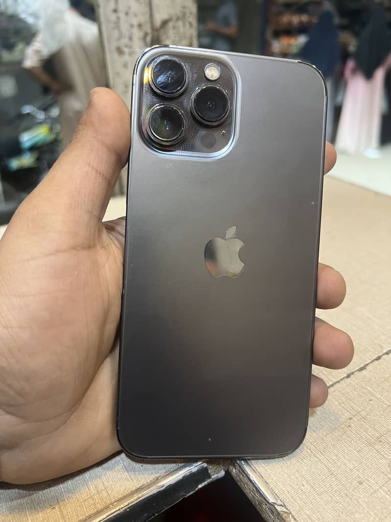 Apple iPhone 13 Pro Max 0