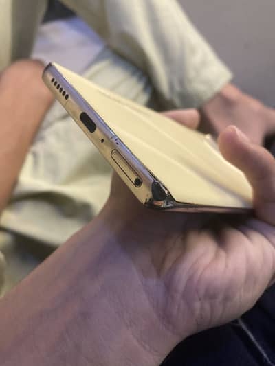 Tecno CAMON 30S