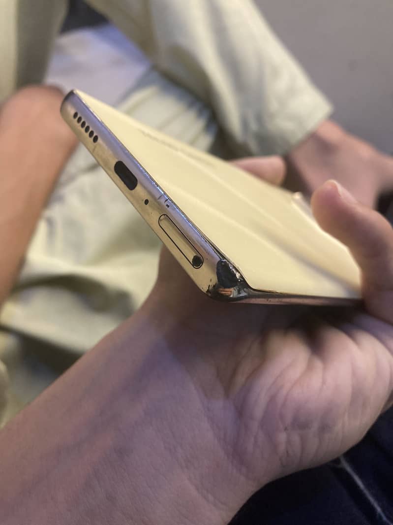 Tecno CAMON 30S 0