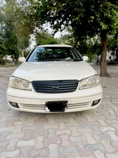 Nissan Sunny 2005