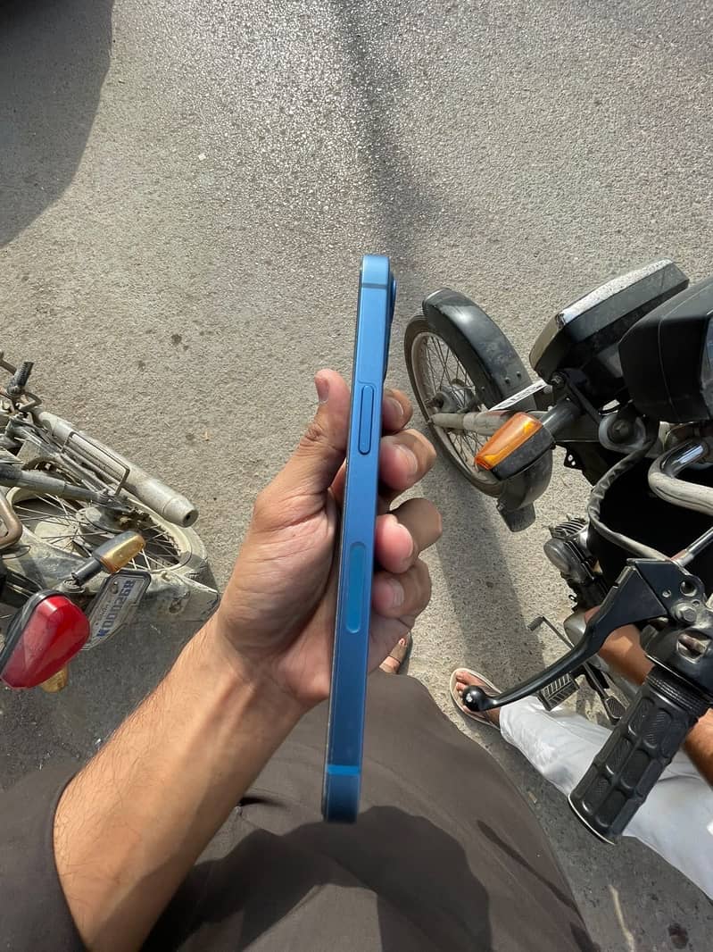 Apple iPhone 13 fu 1