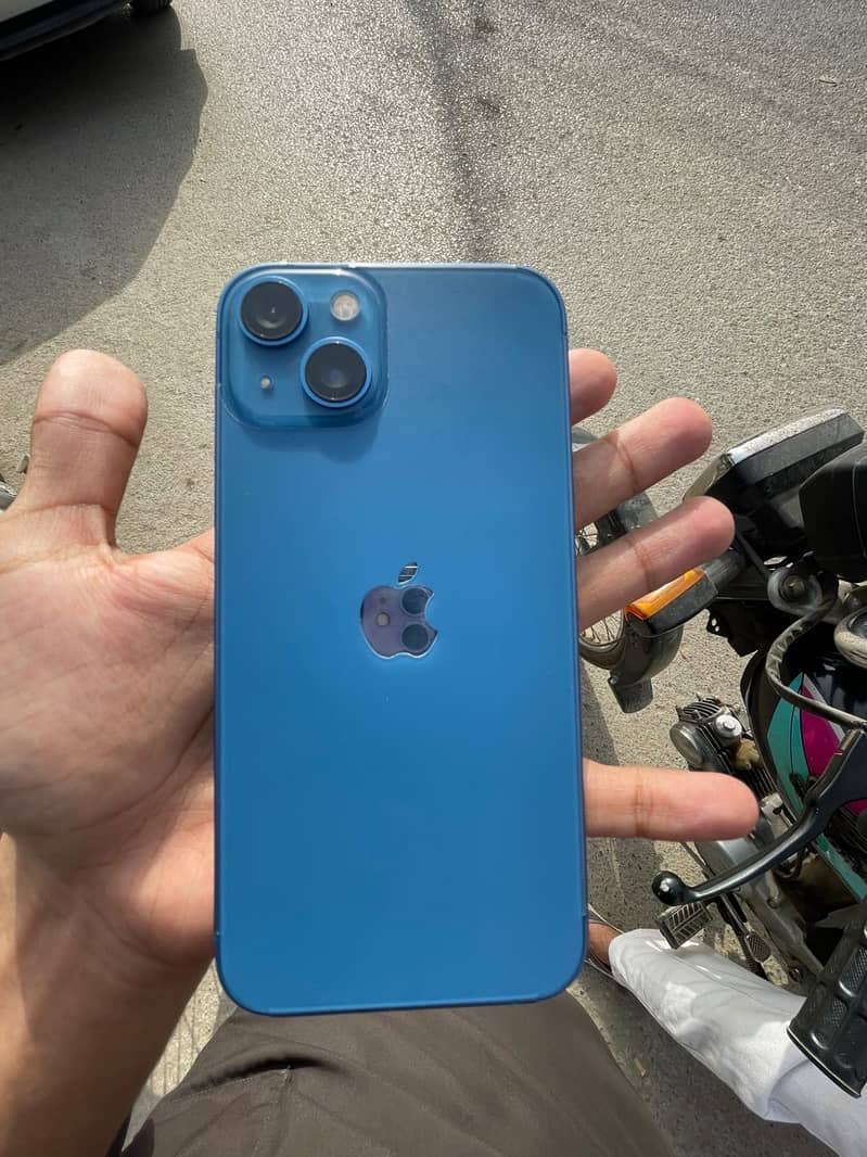 Apple iPhone 13 fu 3
