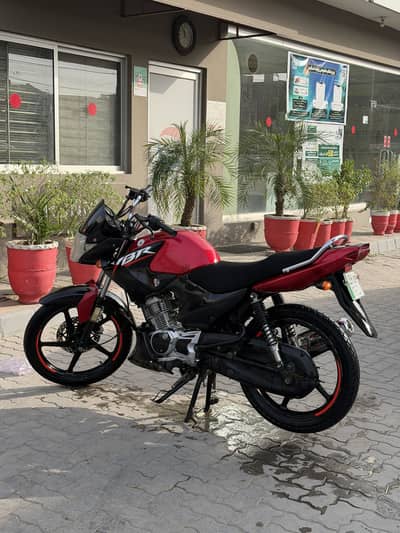 Yamaha YBR 2017