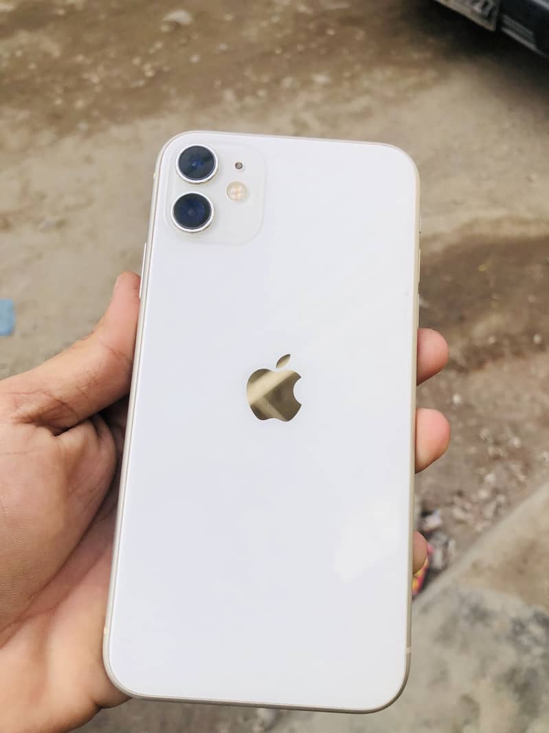 Apple iPhone 11 0