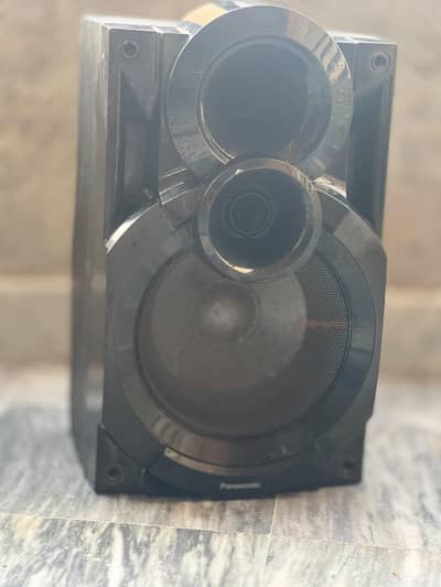new new speaker panasoni best sound working condition 10 by 10