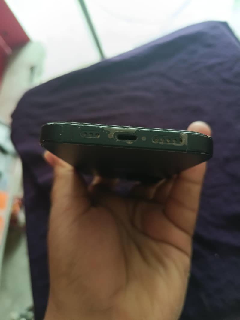 Apple iPhone 14 2