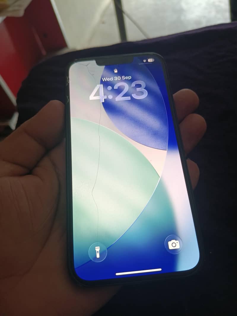 Apple iPhone 14 3