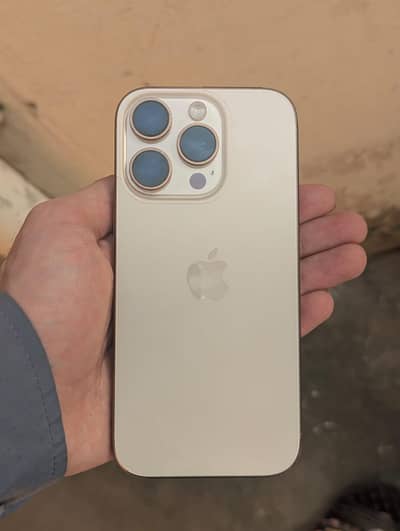Apple iPhone 16 Pro JV