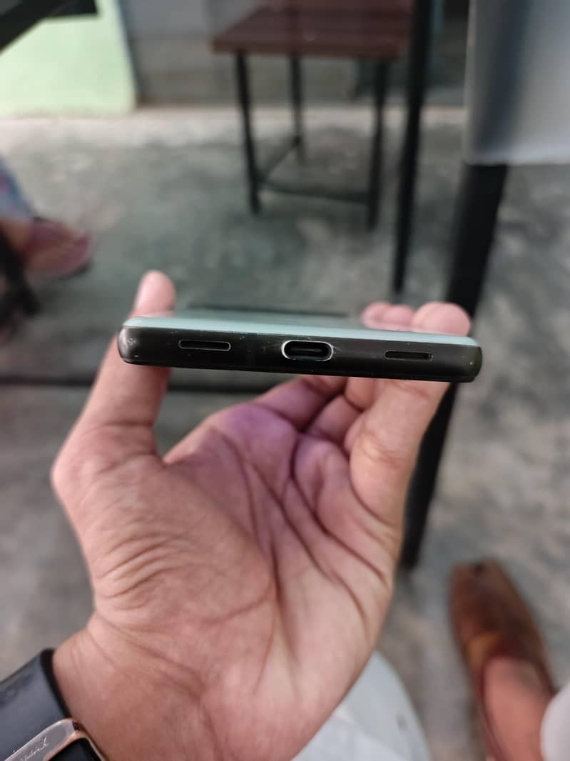 Google Pixel 6a 1