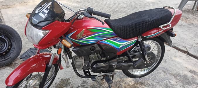Honda pridor 100cc 03025328032