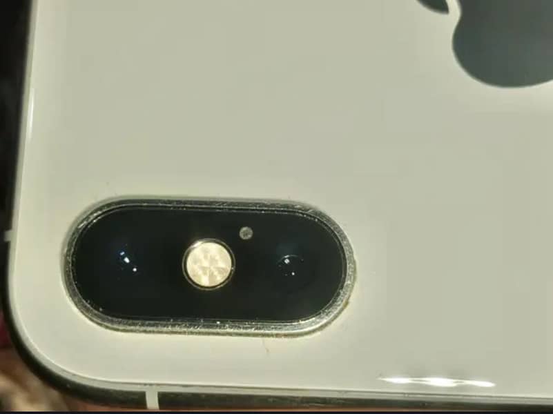 Apple iPhone XS 1