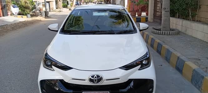 Toyota Yaris ativ cvt 2024/25