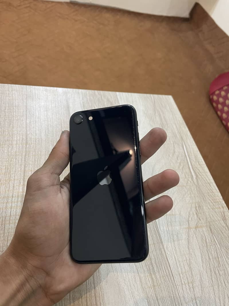 iPhone se3 5