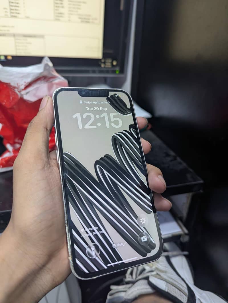 iphone 13 jv 1