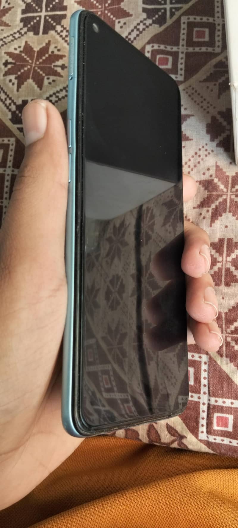 OPPO A76 3