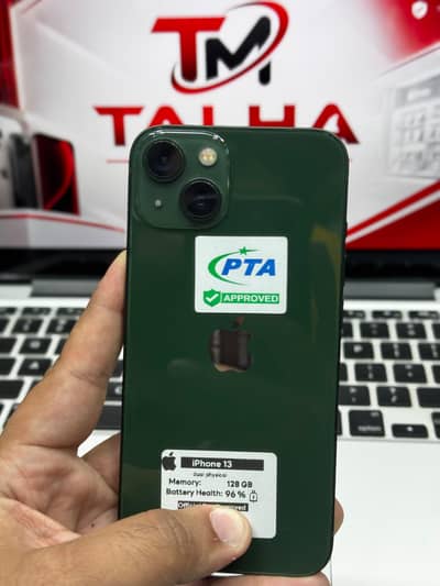 Apple iPhone 13