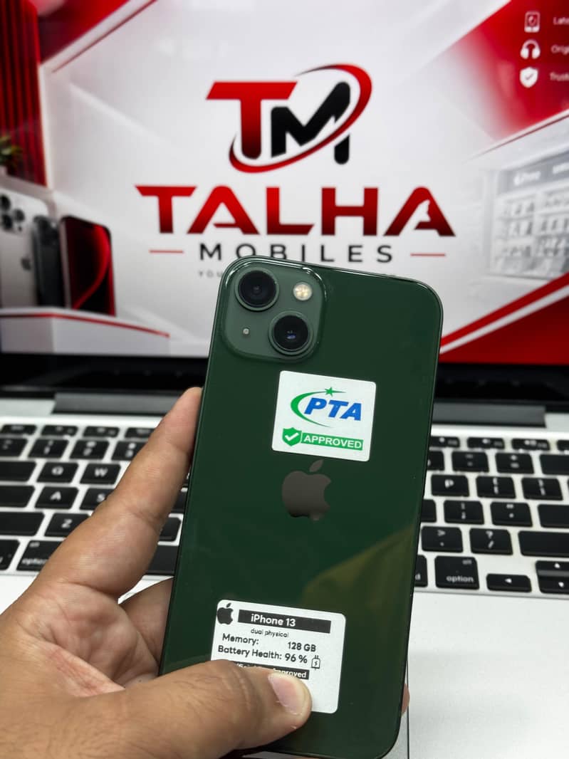 Apple iPhone 13 2