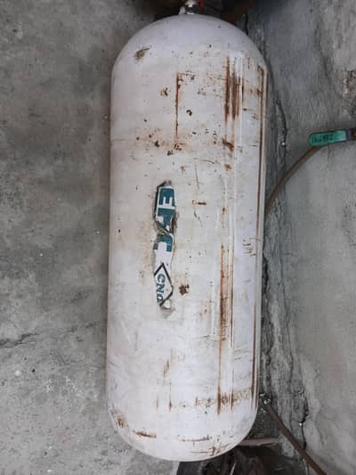 car CNG cylinder and fitting