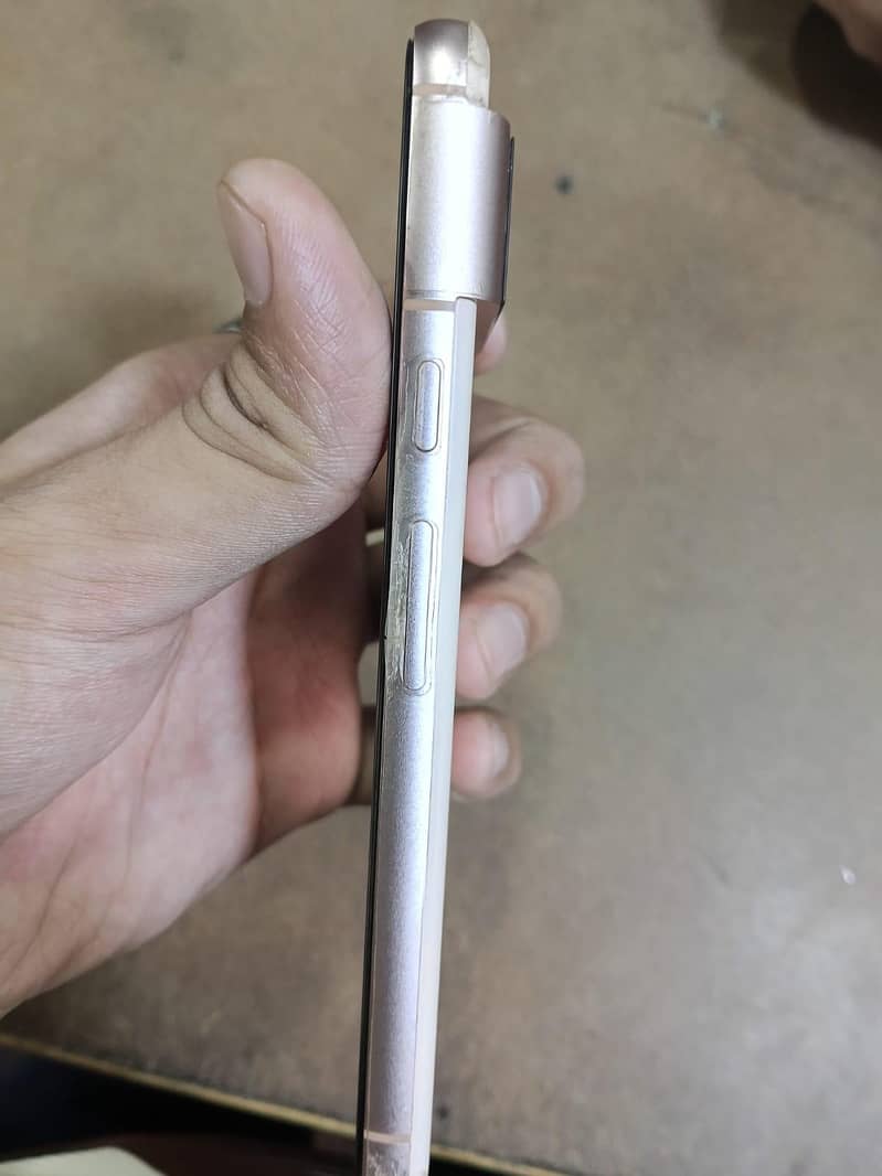 Google Pixel 8 3