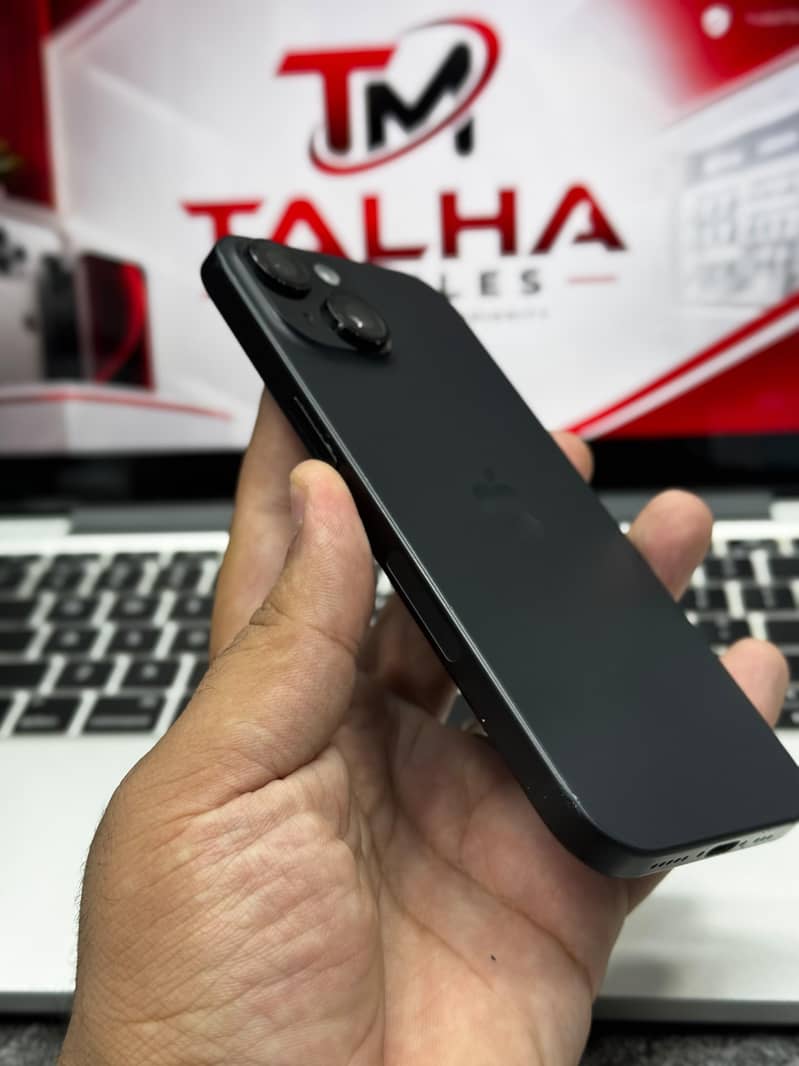 Apple iPhone 15 3