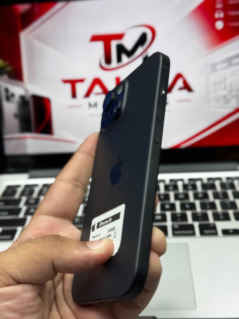 Apple iPhone 15 6