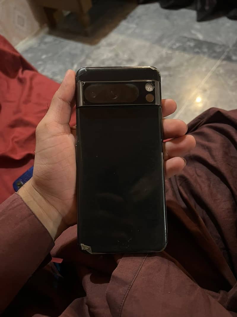 Google Pixel 8 Pro 1