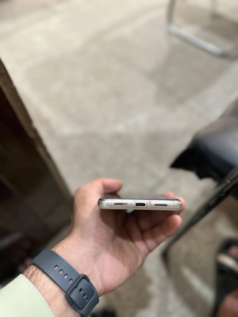 Google Pixel 8 Pro 3