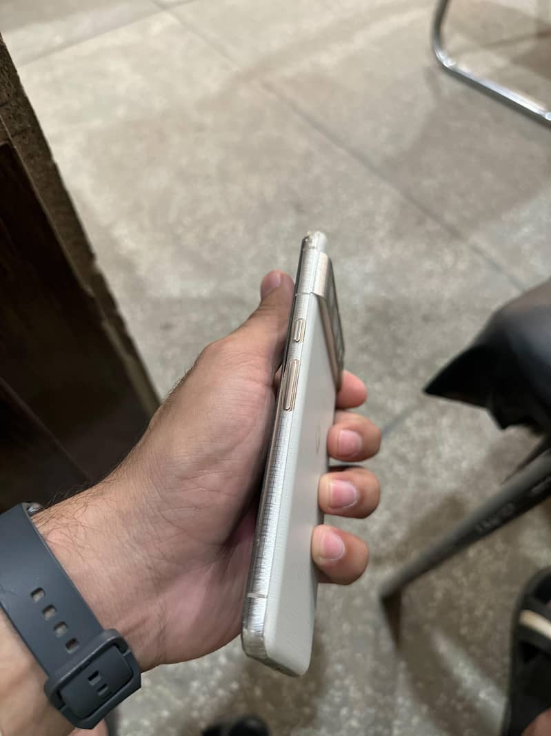 Google Pixel 8 Pro 5