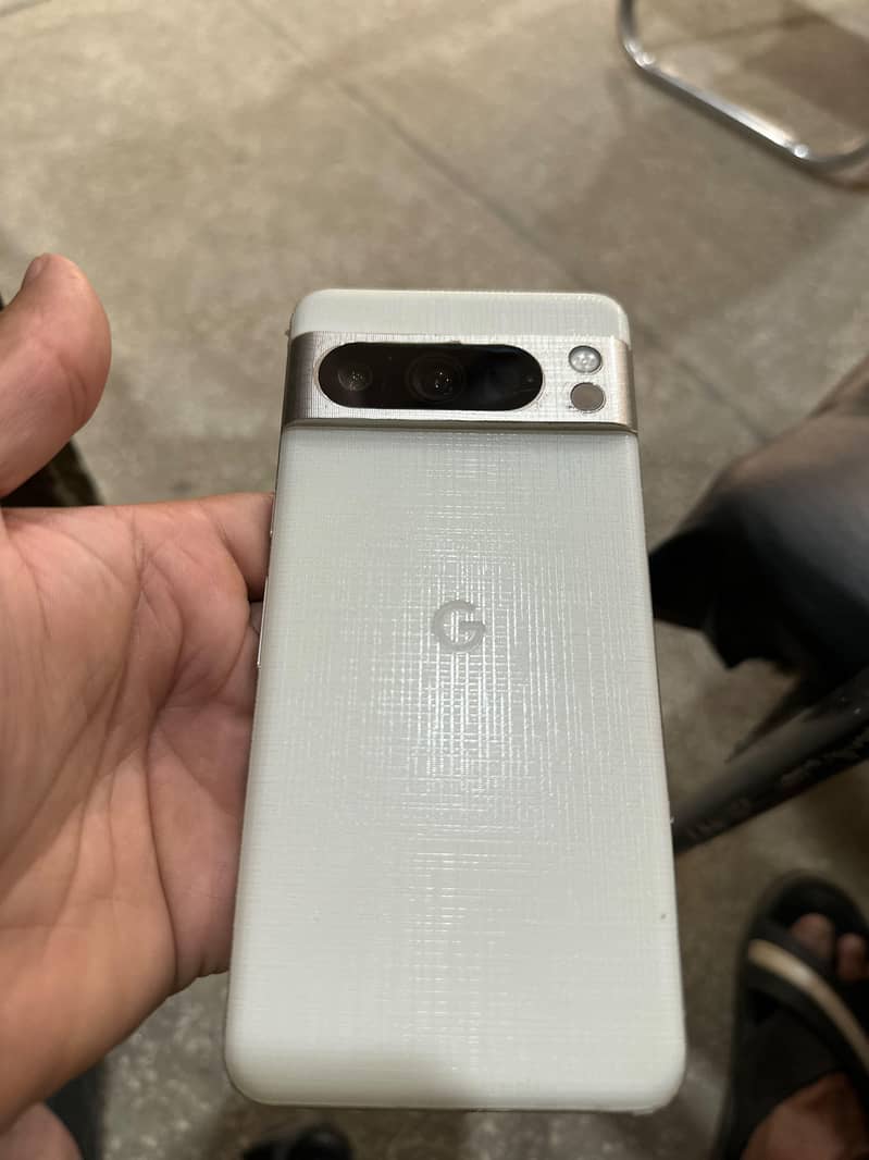 Google Pixel 8 Pro 6